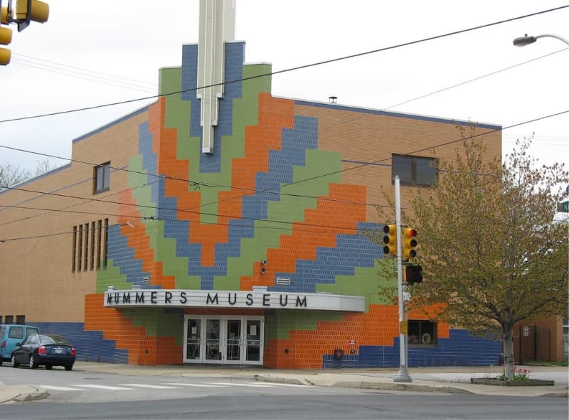 Established in 1976, the Mummers Museum chronicles the history, meaning, and most of all, the costumes, of this annual folk festival. Established in 1976, the Mummers Museum chronicles the history, meaning, and most of all, the costumes, of this annual folk festival.