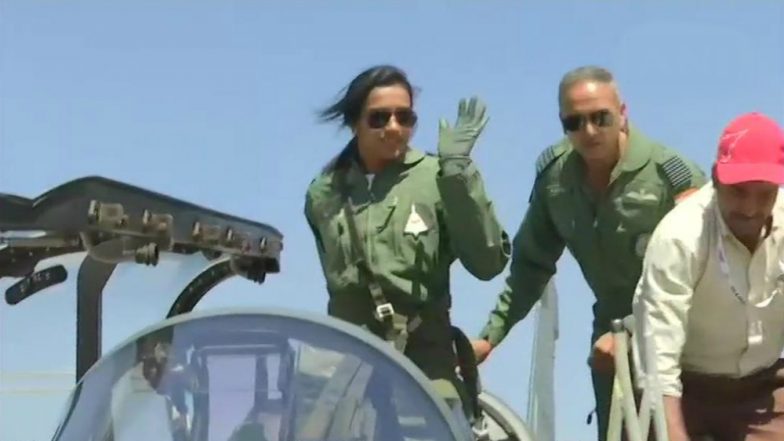 Aero India 2019: PV Sindhu Flies LCA Tejas at Bengaluru Air Show (See Pics)