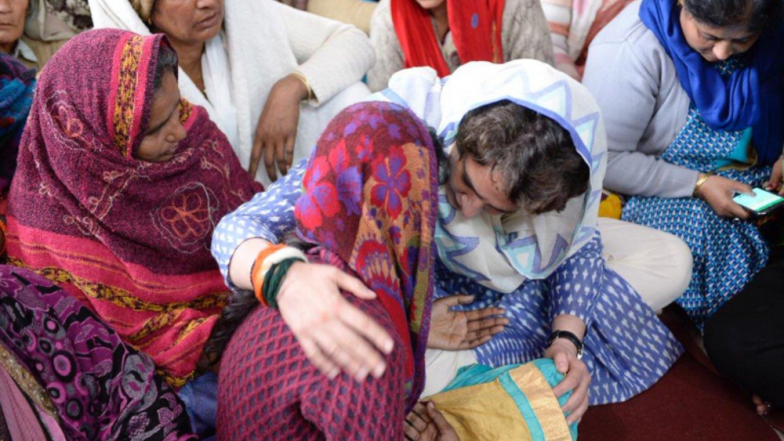 Priyanka Gandhi, Rahul Meet Family of Jawans Martyred in Pulwama Attack, Says ‘Our Father Met Same Fate, We Understand Pain’