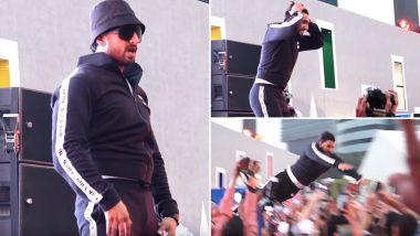 Ladies V/S Gully Boy! Ranveer Singh Should Have Reviewed His Crowd Surfing Antics At Lakme Fashion Week 2019! Watch Video