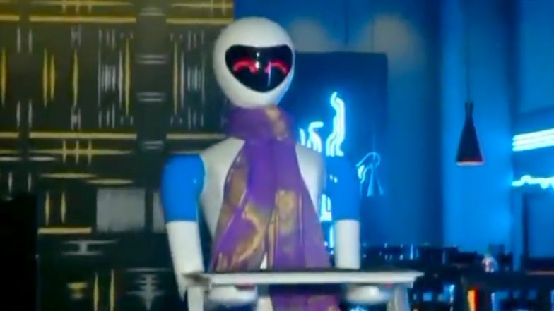Robo Kitchen: Robot Waiters Serve Food to Guests at This Restaurant in Hyderabad (Watch Video)