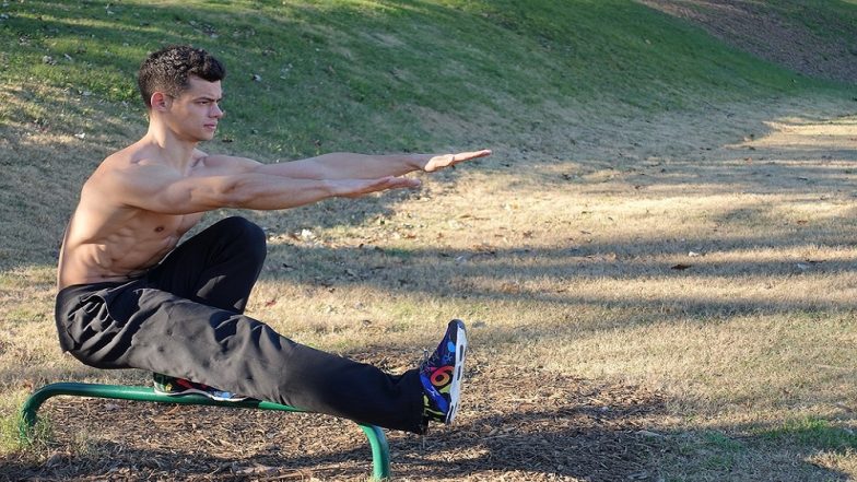 How to Do Squats at Home Step-by-Step and What are the Benefits of Doing Squats?