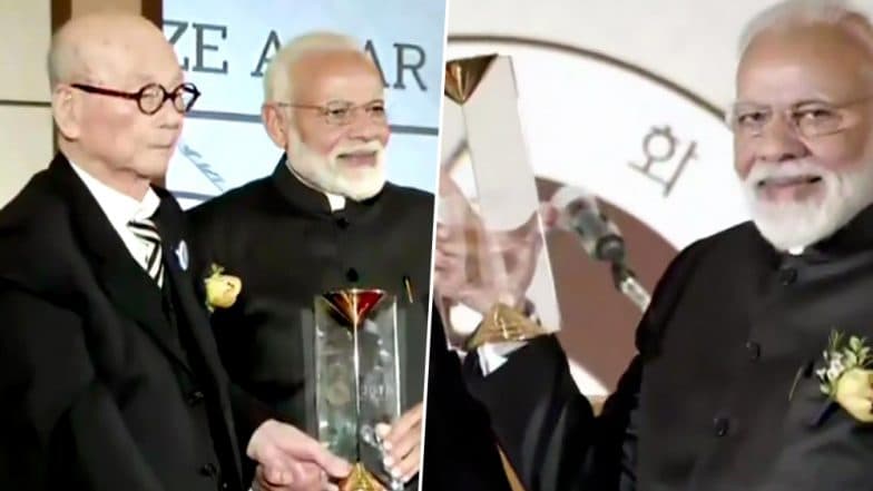 Narendra Modi Receives Seoul Peace Prize in South Korea, Says It's Time to Unite to Eradicate Terror Narendra Modi Receives Seoul Peace Prize in South Korea, Says It's Time to Unite to Eradicate Terror