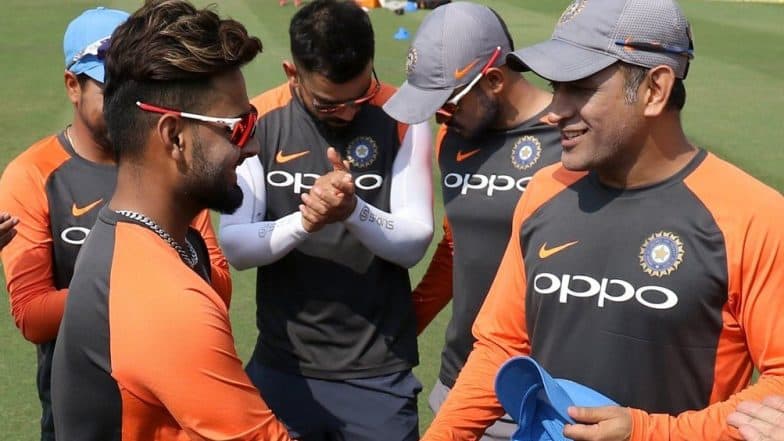 IPL 2019: Delhi CapitalsтАЩ Rishabh Pant TEASES CSK Thalla MS Dhoni Ahead of IPL 12 (Watch Video) IPL 2019: Delhi CapitalsтАЩ Rishabh Pant TEASES CSK Thalla MS Dhoni Ahead of IPL 12 (Watch Video)