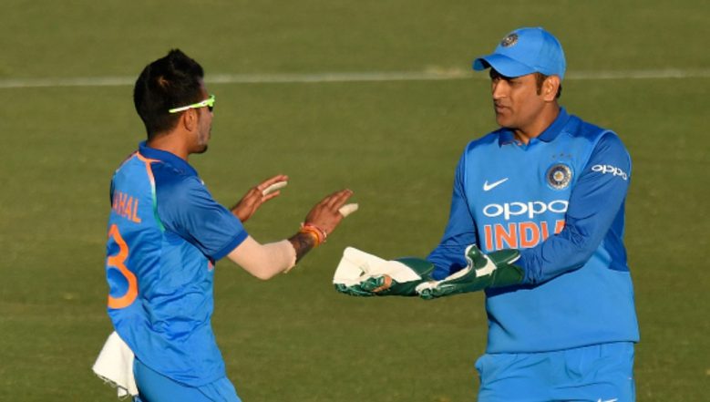 MS Dhoni Follows ICC's Order, Removes Balidan Badge Logo From Wicket-Keeping Gloves