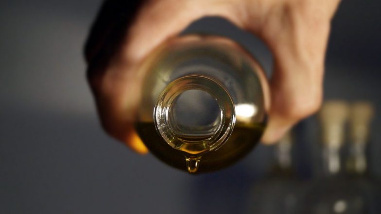 Maharashtra: 3-Year-Old Accidentally Drinks Massage Oil, Dies at Hospital in Badlapur