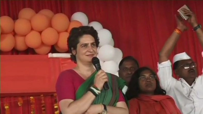 Priyanka Gandhi Kickstarts Uttar Pradesh Campaign With Attack on PM Narendra Modi, Says 'Chowkidars Are For Rich, Not Farmers'