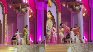 Akash Ambani-Shloka Mehta’s March 9 Wedding: Bride-To-Be Dances on 'Din Shagna Da' With Mother and Sisters on Her Mehandi Ceremony (Watch Video)