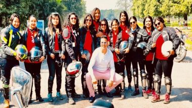 Akshay Kumar Breaks Stereotypes, Joins Female Bikers In Lucknow to Create Awareness About Menstrual Taboos - View Pic!