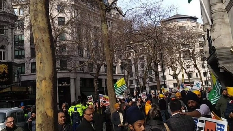 Pro-Khalistan Group Backed by ISI Attacks British-Indians Outside High Commission in London, Watch Video