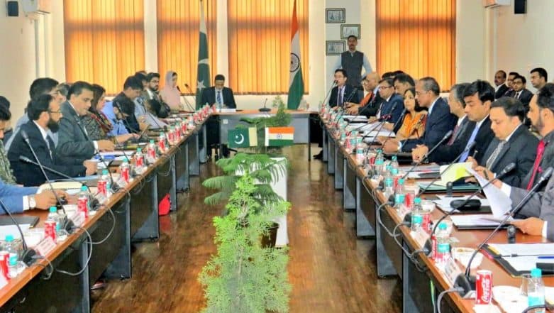 Kartarpur Corridor Talks: India Asks Pakistan to Grant Visa-Free Entry to 5,000 Indian Pilgrims Per Day; Next Meeting on April 2 Kartarpur Corridor Talks: India Asks Pakistan to Grant Visa-Free Entry to 5,000 Indian Pilgrims Per Day; Next Meeting on April 2