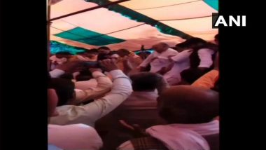 Lok Sabha Elections 2019: Stage Collapses During BJP's 'Holi Milan' Rally in Sambhal District of Uttar Pradesh, Watch Video