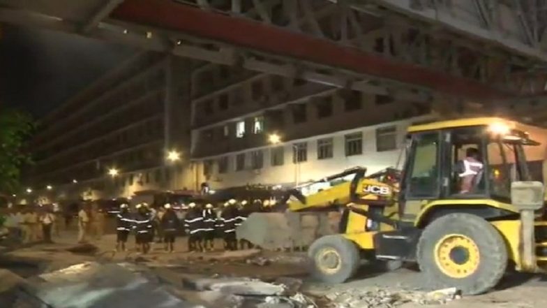 Mumbai Foot Over Bridge Collapse: BMC Issues Helpline Numbers, Maharashtra Government Orders Probe