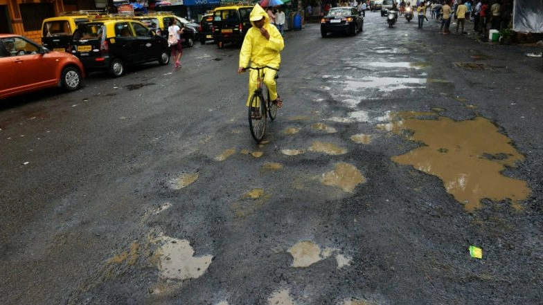 BMC Tells Mumbaikars Not to Fill And Fix Potholes Themselves, Says 'Reach Out to Us Directly'