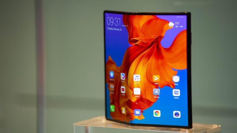 Google Files Patent for тАШZ-FoldтАЩ Display Technology in Computing Devices Google Files Patent for тАШZ-FoldтАЩ Display Technology in Computing Devices