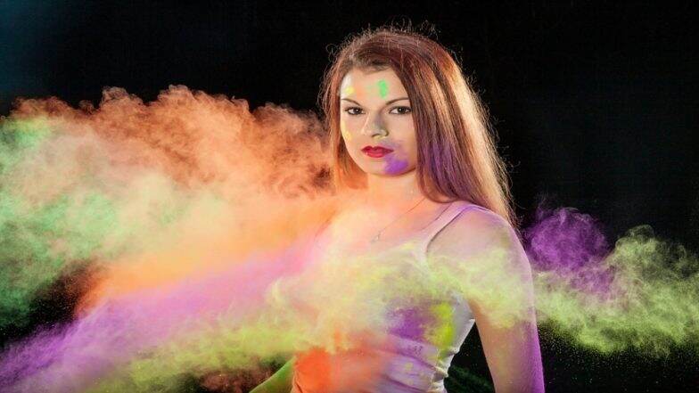 Holi 2019: Tips to Protect Your Hair and Skin From Holi Colours This Festive Season Holi 2019: Tips to Protect Your Hair and Skin From Holi Colours This Festive Season
