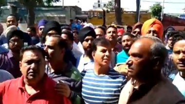 Arvind Pandey, Uttarakhand Education Minister, Create Ruckus With Supporters at Police Station, Case Registered; Watch Video