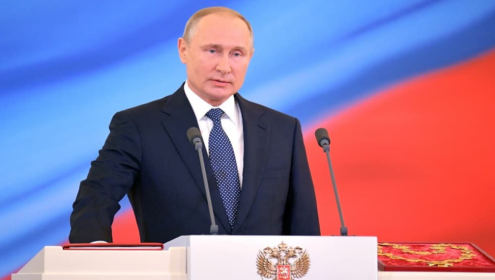 Russian President Vladimir Putin Extends Cash Payouts for Babies to Counter Population Slump Russian President Vladimir Putin Extends Cash Payouts for Babies to Counter Population Slump