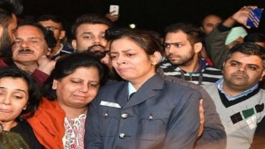 IAF Wing Commander Sidharth Vashisht, Martyred in Budgam Crash, Laid To Rest With Full Military Honours; In Uniform, His Wife Pays Tribute To Him