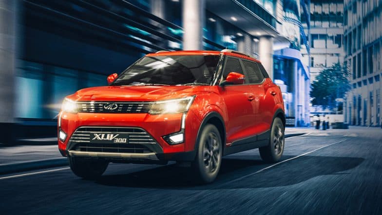 2019 Mahindra Xuv300 Clocks Over 13000 Bookings In Just One - realistic euphoria physics f to ragdoll or trip roblox