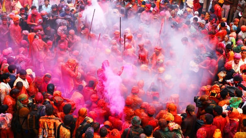 Brij Holi 2019 Dates and Calendar: Schedule of Holi Festival Celebrations in Religious Towns of Mathura and Vrindavan in UP Brij Holi 2019 Dates and Calendar: Schedule of Holi Festival Celebrations in Religious Towns of Mathura and Vrindavan in UP