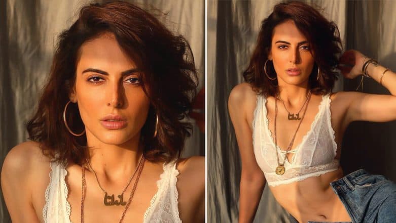 Bigg Boss 9's Mandana Karimi Goes Topless for Latest Photoshoot, Calls Out Trolls For Skinny Shaming Her Bigg Boss 9's Mandana Karimi Goes Topless for Latest Photoshoot, Calls Out Trolls For Skinny Shaming Her