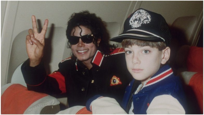 Leaving Neverland Effect: Michael Jackson's Songs Banned From Radio Stations After Child Abuse Allegations Get Hurled on Him