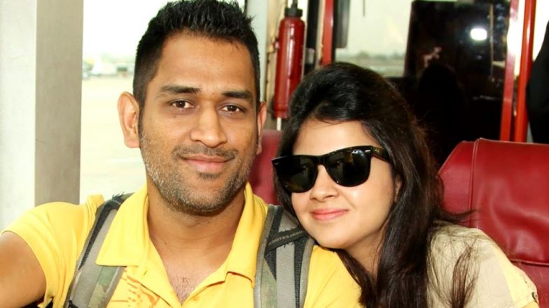MS Dhoni Trolls Wife Sakshi Rawat After She Continues to Tease him With Sweetie Remark in Public (Watch Video)