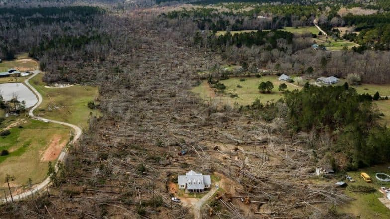 US Tornadoes 2019: Visuals of a Perfectly Intact Georgia House ...