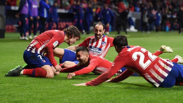 Atlético Madrid Beat Valencia, Keeps La Liga Title Race Alive Atlético Madrid Beat Valencia, Keeps La Liga Title Race Alive