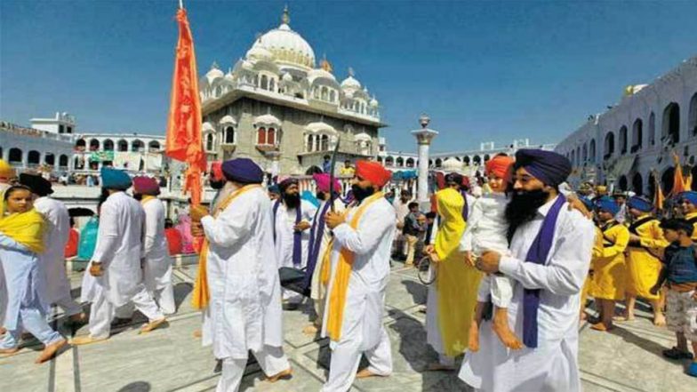 Pakistan: Sufi Organisation Transfers 110-Year Old Sikh Manuscripts to Gurdwara in Sialkot