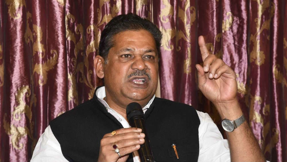 Delhi Assembly Elections 2020: Congress Leader Kirti Azad Alleges Foul Play With EVMs by Amit Shah Delhi Assembly Elections 2020: Congress Leader Kirti Azad Alleges Foul Play With EVMs by Amit Shah