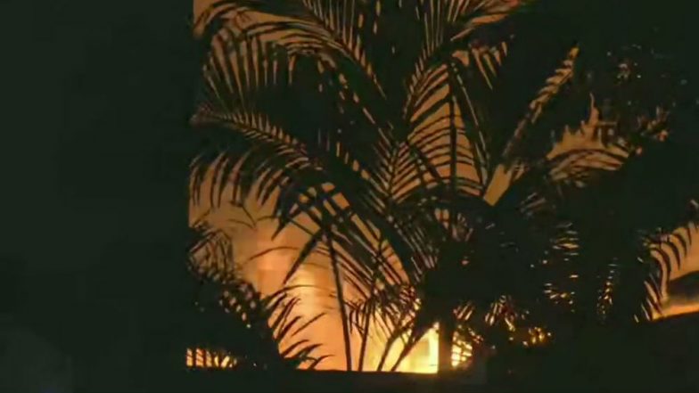 Mumbai: Fire Breaks Out at Shop in Mahim, Firefighters at Spot