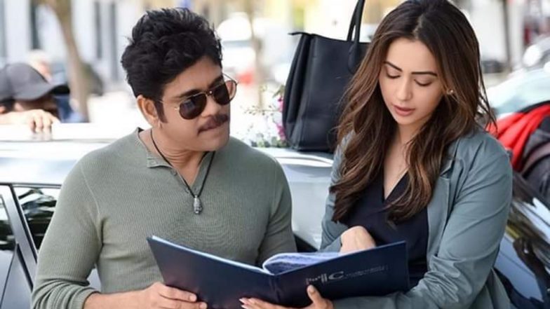 Manmadhu 2: Nagarjuna's Dapper Avatar and Rakul Preet Singh's Gorgeous Smile are Sure to Leave You Impressed in these Pictures from the Sets of the Film