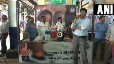 Lok Sabha Elections 2019: Mock Polling Booth With EVM, VVPAT Installed in Raipur Railway Station to Raise Voter Awareness