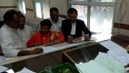 Pragya Singh Thakur Files Nomination Papers From Bhopal Lok Sabha Seat to Contest Against Digvijaya Singh