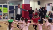 Prince Harry Does Pirouette! Duke of Sussex Does Ballet With Little Ones at YMCA London (Watch Cute Video)