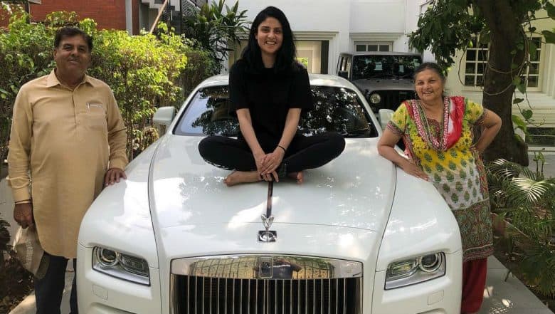 Badshah Expresses His Happiness of Getting a Rolls Royce Wraith With This Ranveer Singh Dialogue! Badshah Expresses His Happiness of Getting a Rolls Royce Wraith With This Ranveer Singh Dialogue!