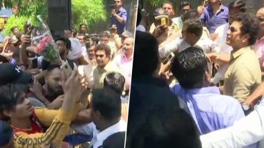 Sachin Tendulkar, on Occasion of His 46th Birthday, Meets Fans Outside His Residence in Mumbai