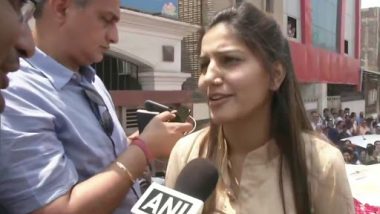 Sapna Chaudhary Campaigns For Manoj Tiwari in North-East Delhi Lok Sabha Constituency, Refutes Reports of Joining BJP