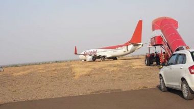 SpiceJet Plane Overshoots Runway at Shirdi Airport, Close Shave For Passengers