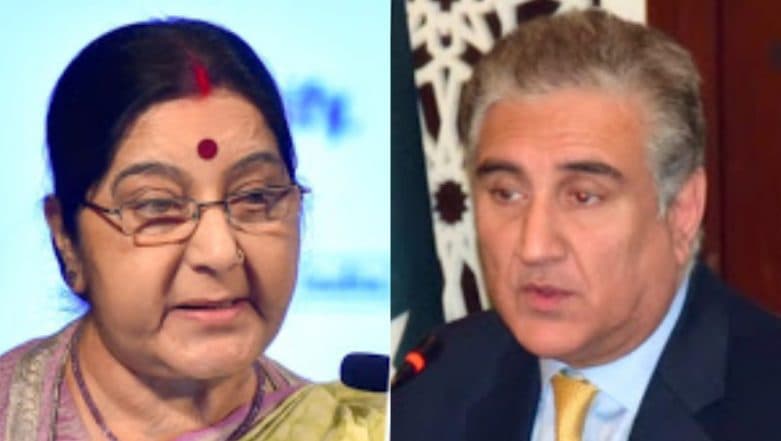 Pakistan Foreign Minister Shah Mehmood Qureshi and Sushma Swaraj Exchange Pleasantries on Sidelines of SCO Meeting Pakistan Foreign Minister Shah Mehmood Qureshi and Sushma Swaraj Exchange Pleasantries on Sidelines of SCO Meeting