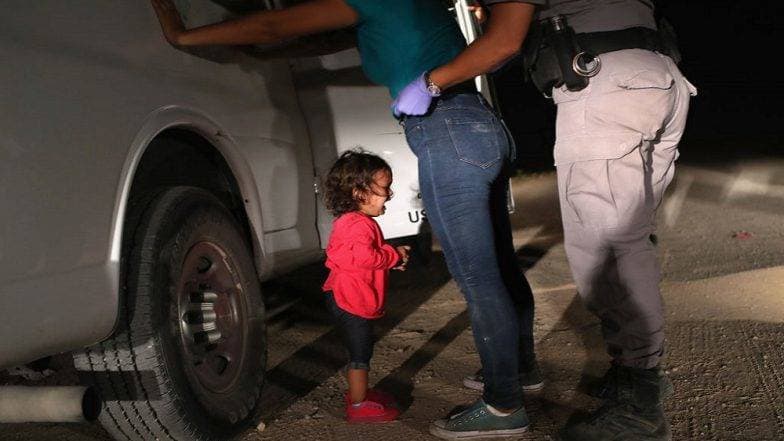 Viral Picture of 'Crying Girl on the Border' Wins 2019 World Press Photo of the Year Viral Picture of 'Crying Girl on the Border' Wins 2019 World Press Photo of the Year