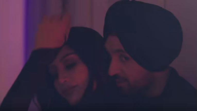 Diljit Dosanjh Unveils Music Video Dedicated to Kylie Jenner, Kareena Kapoor (Watch Video)