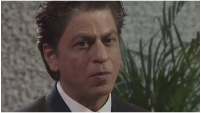 Shah Rukh Khan Opens Up About His Next Role, Claims He Can Play a Sexy Father Just as Fans Desire - Watch Video