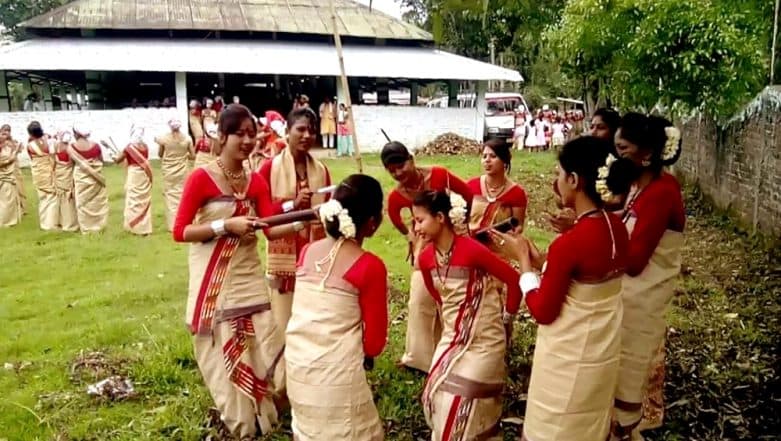 Bohag Bihu 2019 Date & Significance: Know History Associated With the Seven-Day Festivity of Rongali Bihu Bohag Bihu 2019 Date & Significance: Know History Associated With the Seven-Day Festivity of Rongali Bihu