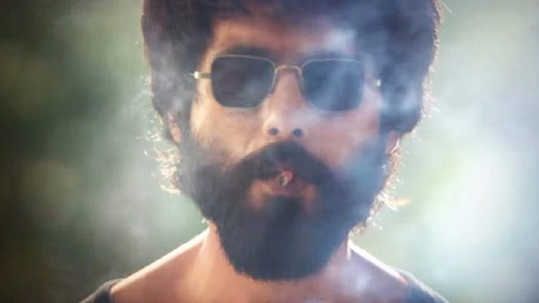 Shahid Kapoor’s Rowdy Avatar in Kabir Singh Was No Cake-Walk, the Teetotaller Smoked Almost 20 Cigarettes a Day
