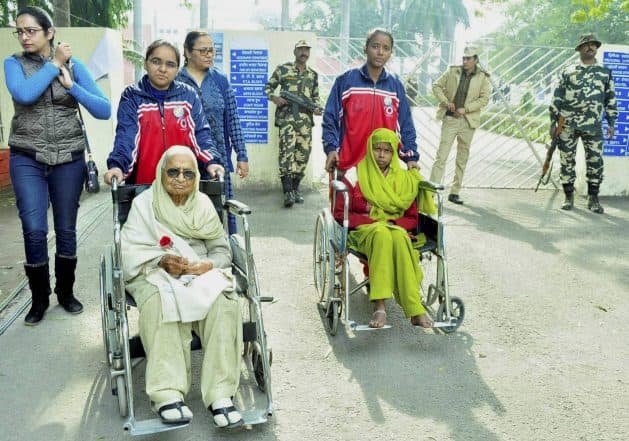 PwD App: Election Commission's Doorstep Assistance to Help Divyangjan Cast Their Votes in Lok Sabha Elections 2019 PwD App: Election Commission's Doorstep Assistance to Help Divyangjan Cast Their Votes in Lok Sabha Elections 2019