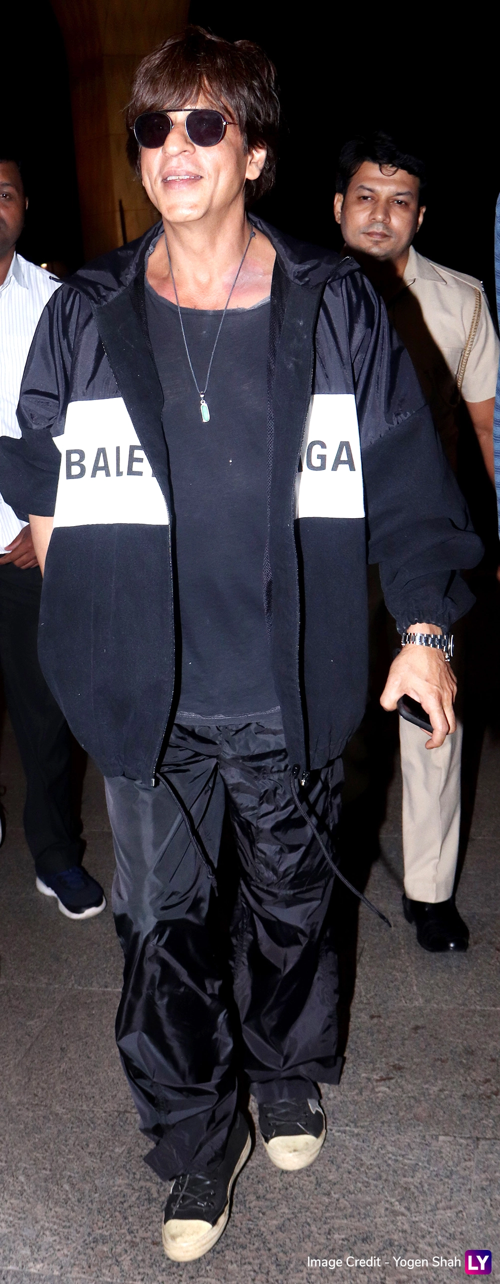 Shah Rukh Khan snapped at Mumbai airport.