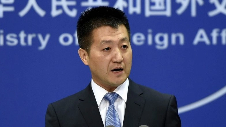 Beijing Bristles, Warns US Against Provocation in South China Sea